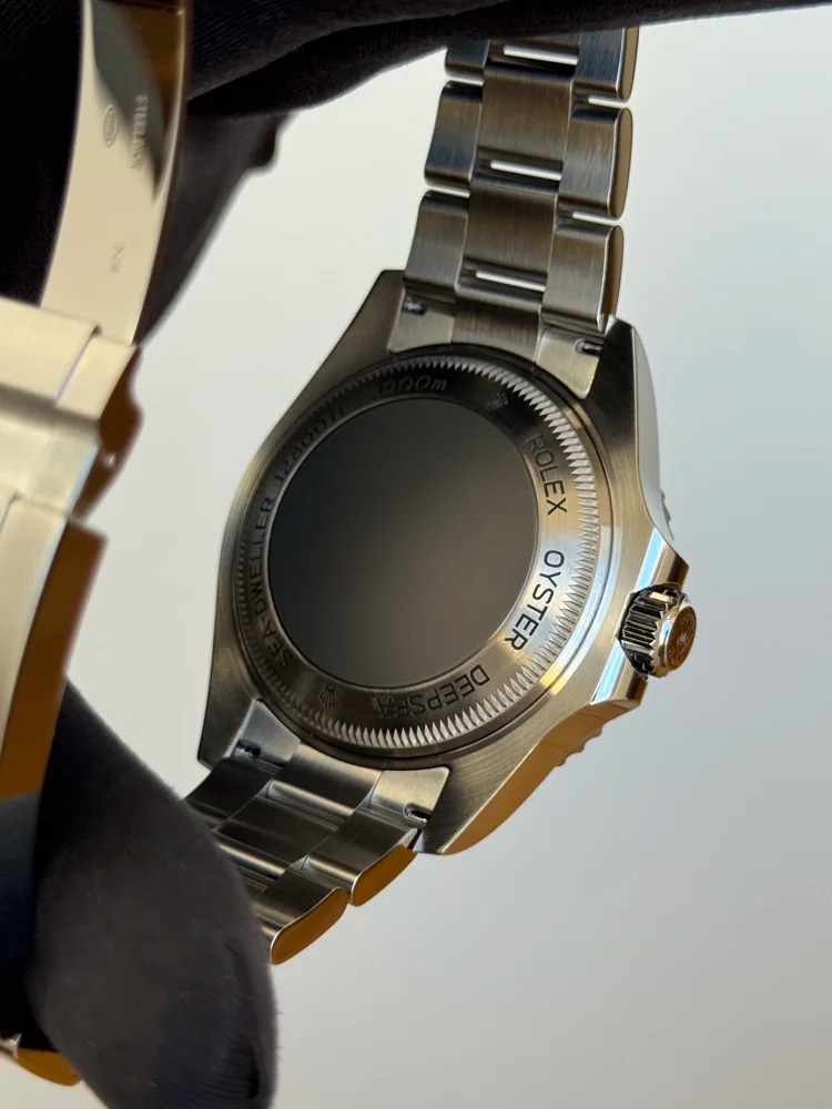 Full Set 2023, image 6 Full Set 2023, image 6