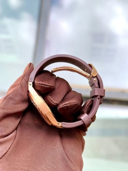 Brown Dial with extra new rubber strap & extract from archives, image 2 Brown Dial with extra new rubber strap & extract from archives, image 2