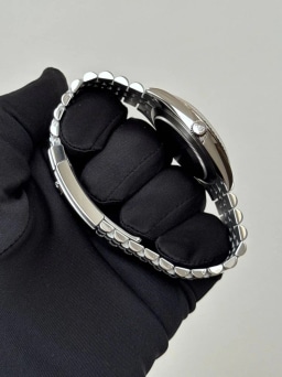 Full Set 2025, image 3 Full Set 2025, image 3