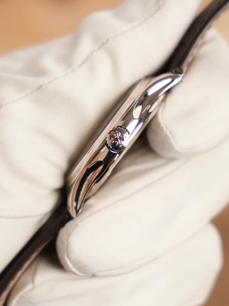 White Gold, image 4 White Gold, image 4