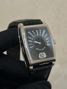 Gérald Genta Arena Retro Solo, image 4 Gérald Genta Arena Retro Solo, image 4