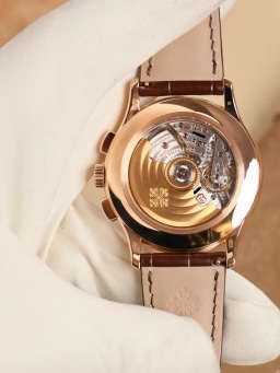 Patek Philippe Annual Calendar Chronograph 5905R-001, image 7 Patek Philippe Annual Calendar Chronograph 5905R-001, image 7