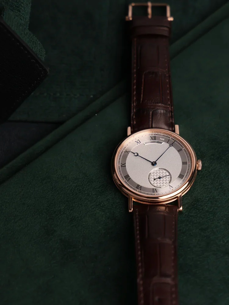 Box & Papers 2018, image 2 Box & Papers 2018, image 2