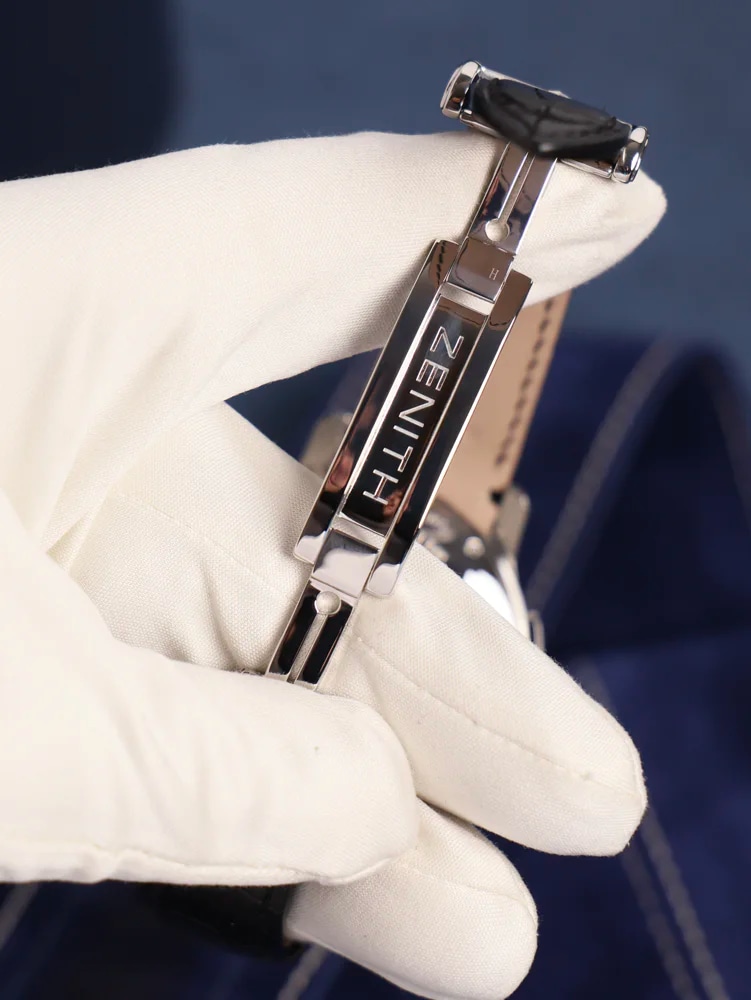 Open, image 4 Open, image 4