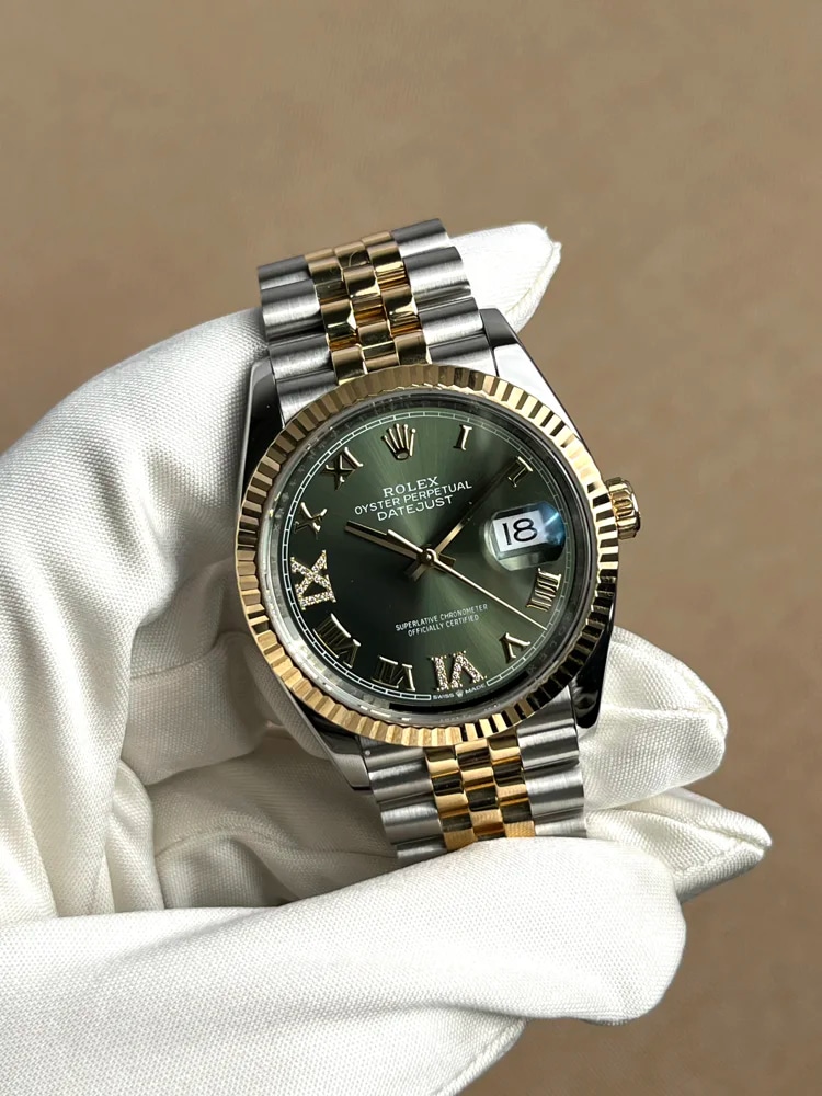 36mm Green Dial with Gem Set IX and VI Hour Marks Jubilee Bracelet, image 1 36mm Green Dial with Gem Set IX and VI Hour Marks Jubilee Bracelet, image 1