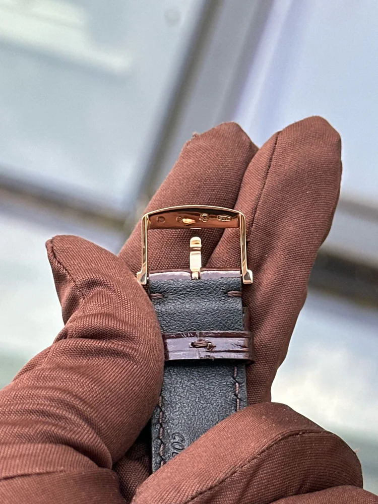 Box & Papers 2010, image 6 Box & Papers 2010, image 6