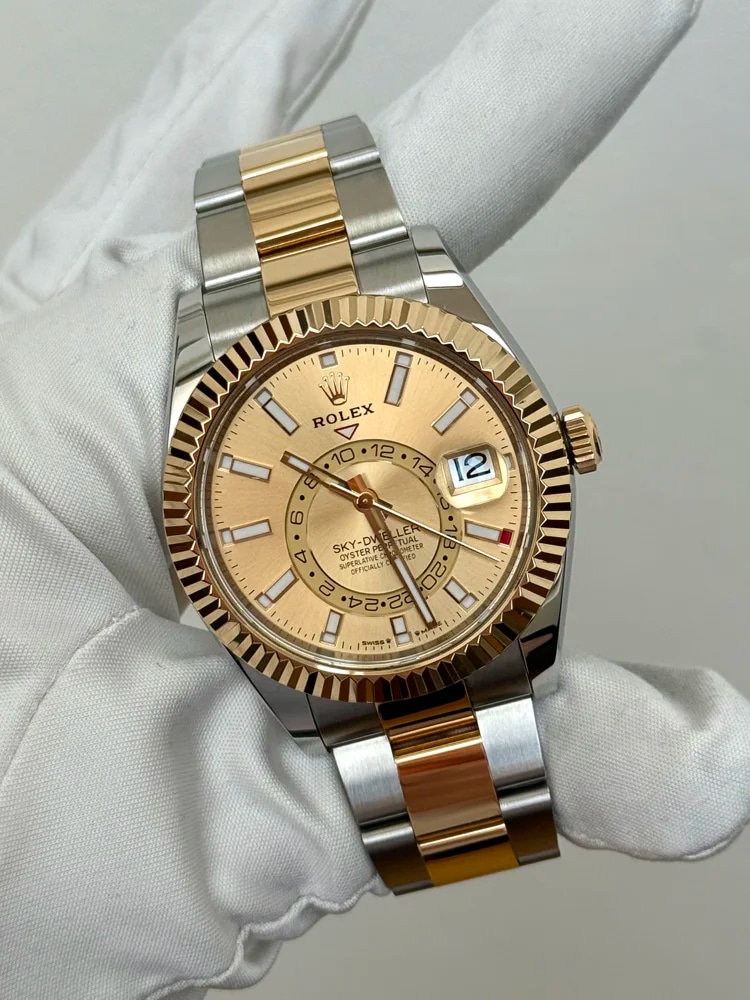 Champagne Dial Index 2025, image 1 Champagne Dial Index 2025, image 1