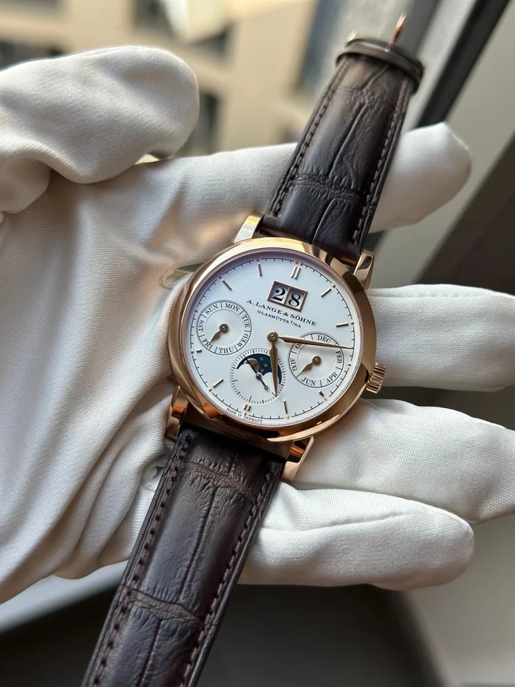 A. Lange & Söhne Saxonia Annual Calendar Moonphase 18K Rose 38mm, image 1 A. Lange & Söhne Saxonia Annual Calendar Moonphase 18K Rose 38mm, image 1