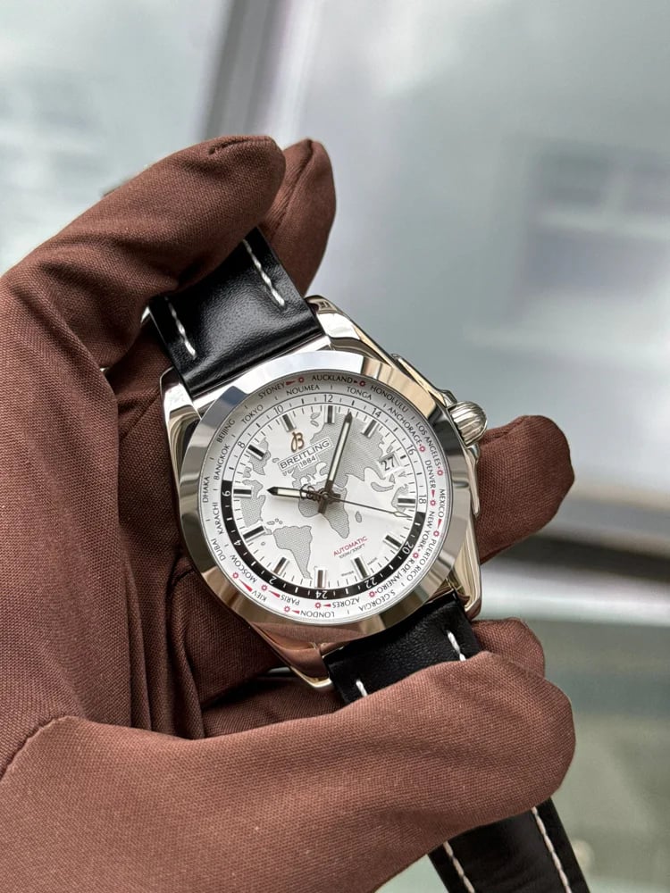 Breitling Galactic 44 Galactic Unitime, image 1 Breitling Galactic 44 Galactic Unitime, image 1