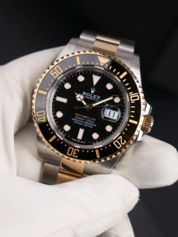 Rolex Sea-Dweller, image 1 Rolex Sea-Dweller, image 1