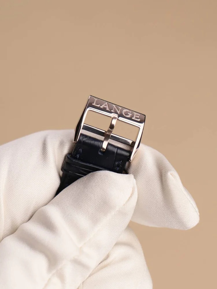 A. Lange & Söhne Cabaret White Gold 107.027 Blue Dial, image 5 A. Lange & Söhne Cabaret White Gold 107.027 Blue Dial, image 5