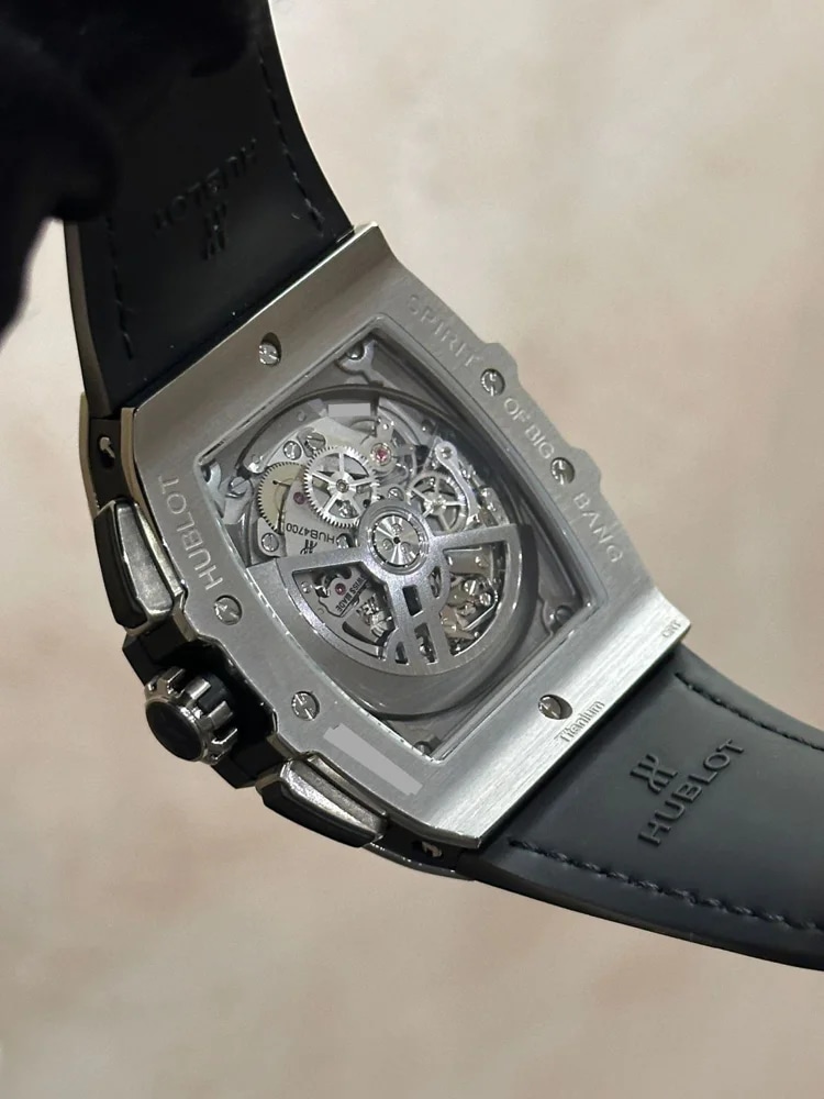 Hublot Spirit of Big Bang 601.NX.0173.LR, image 8 Hublot Spirit of Big Bang 601.NX.0173.LR, image 8