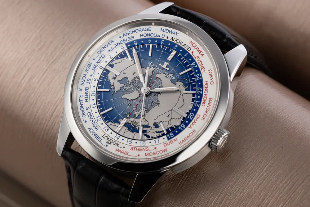 The World Time Underdog - JLC Geophysics Universal Time | Chrono 10:10 The World Time Underdog - JLC Geophysics Universal Time | Chrono 10:10