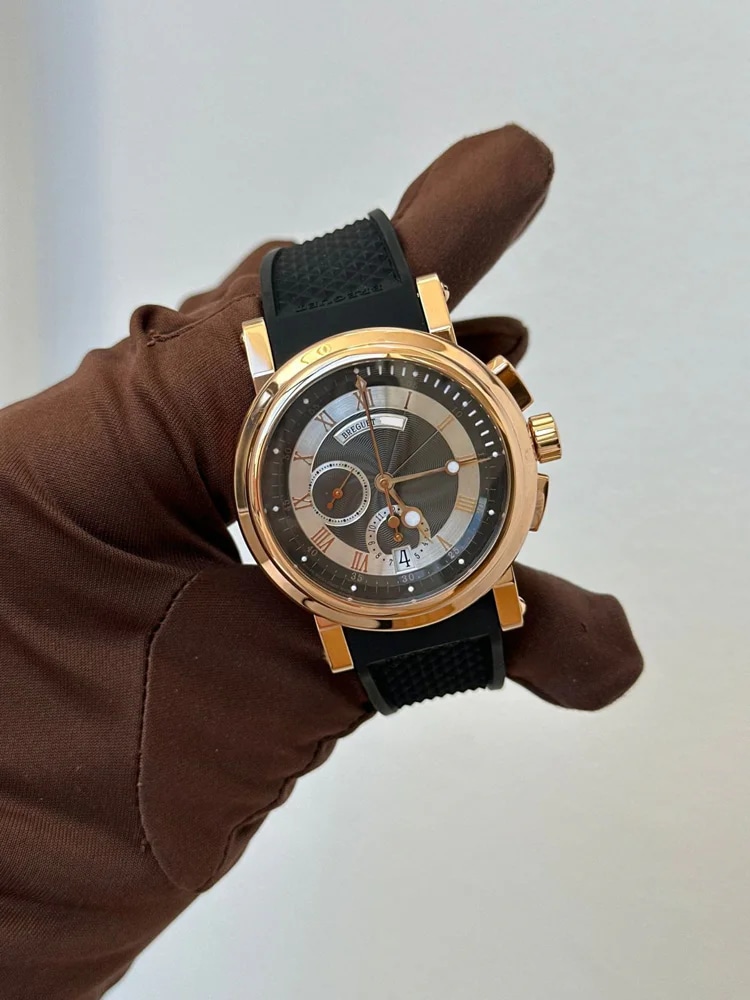 Chronograph Box and Papers 2011, image 1 Chronograph Box and Papers 2011, image 1