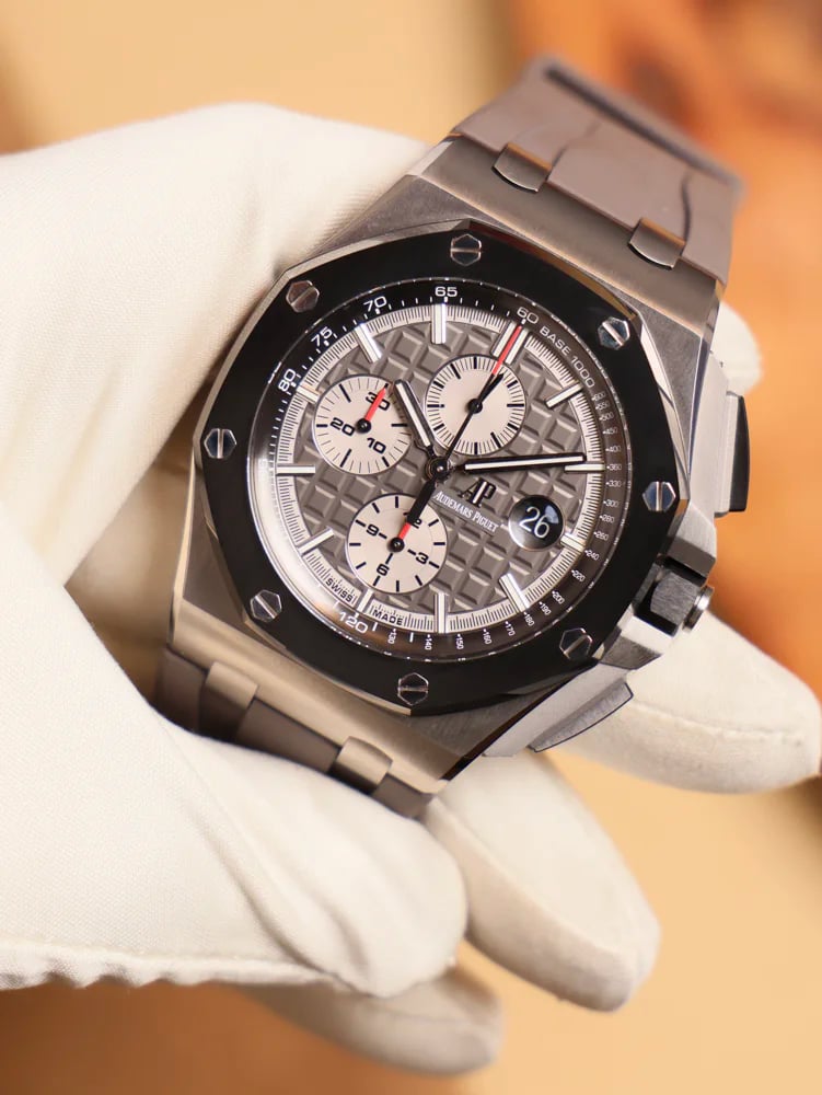 Audemars Piguet Royal Oak Offshore Chronograph, image 1 Audemars Piguet Royal Oak Offshore Chronograph, image 1