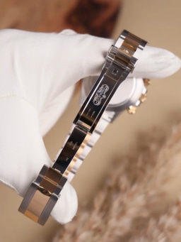 MoP Dial / Diamonds 116503, image 6 MoP Dial / Diamonds 116503, image 6