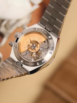 Vacheron Constantin Overseas Chronograph Brown Dial Box & Papers 2017 2 extra straps included, image 6 Vacheron Constantin Overseas Chronograph Brown Dial Box & Papers 2017 2 extra straps included, image 6