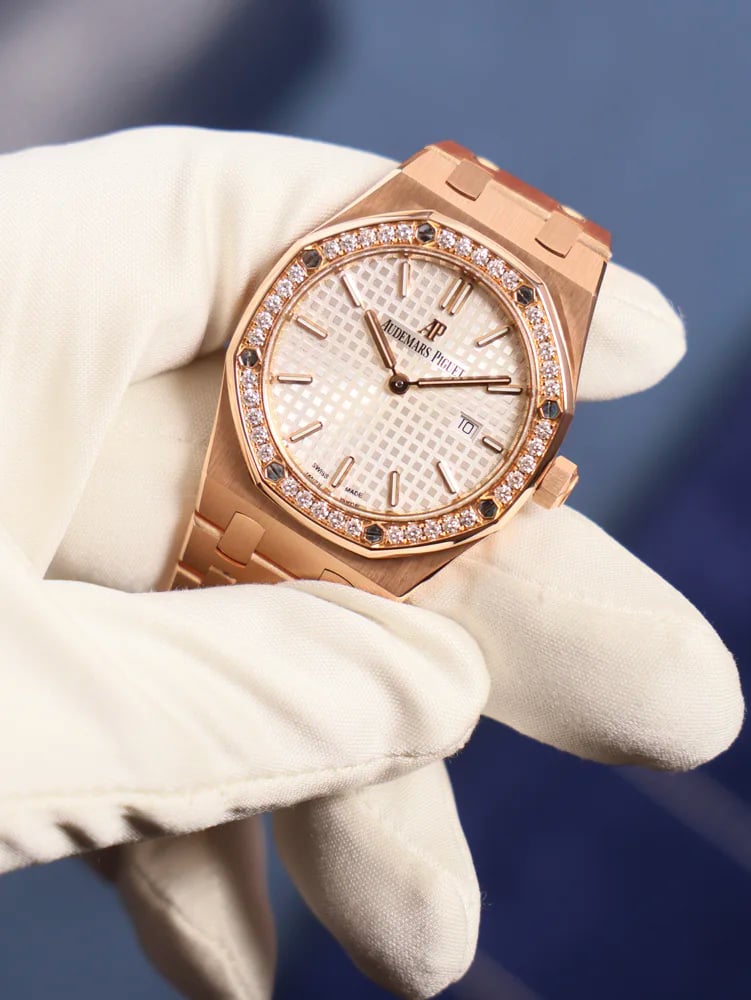 Audemars Piguet Royal Oak Lady Rose Gold Diamonds White Dial, image 1 Audemars Piguet Royal Oak Lady Rose Gold Diamonds White Dial, image 1