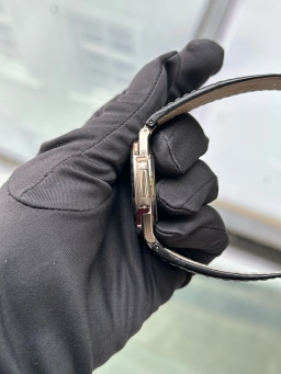 Patek Philippe Nautilus White Gold Box & Papers, image 5 Patek Philippe Nautilus White Gold Box & Papers, image 5