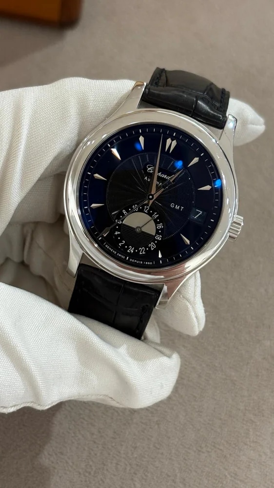 GMT Black dial , Box and Paper, image 1 GMT Black dial , Box and Paper, image 1