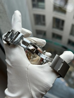 Breitling Navitimer 8 box and papers 2018, image 6 Breitling Navitimer 8 box and papers 2018, image 6