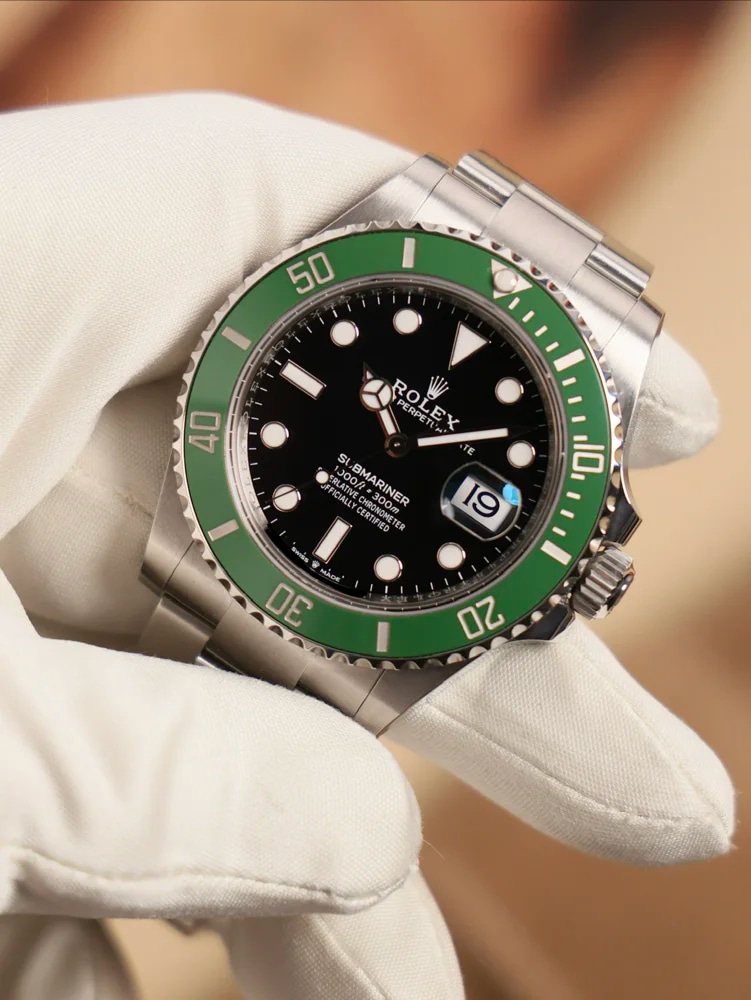 Rolex Submariner Date 126610LV Full set Starbucks, image 1 Rolex Submariner Date 126610LV Full set Starbucks, image 1
