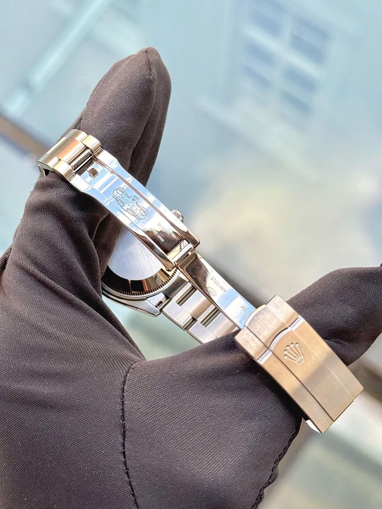 Rolex Oyster Perpetual 31 Tiffany Dial NEW 2025 Full Set, image 2 Rolex Oyster Perpetual 31 Tiffany Dial NEW 2025 Full Set, image 2