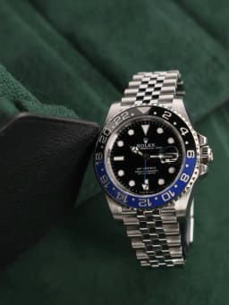 Rolex GMT-Master II Batgirl with Box and Papers 2025, image 2 Rolex GMT-Master II Batgirl with Box and Papers 2025, image 2