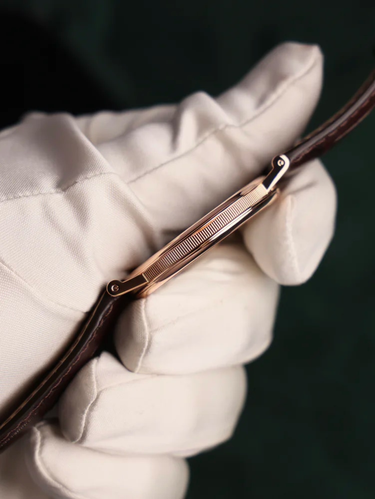 Box & Papers 2018, image 4 Box & Papers 2018, image 4