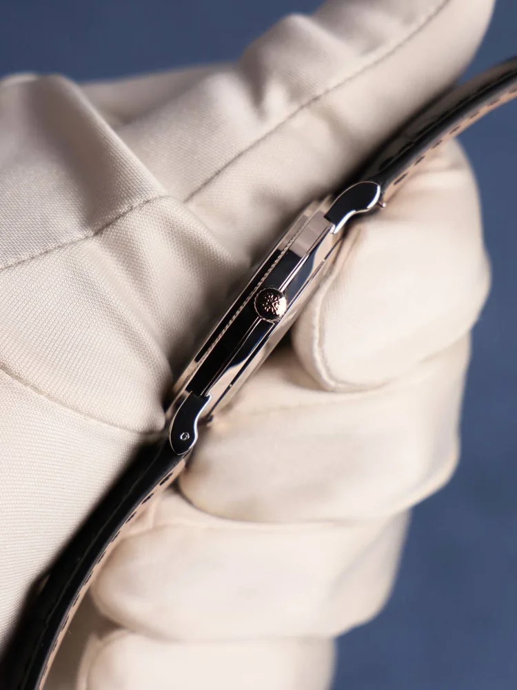 White Gold, image 4 White Gold, image 4