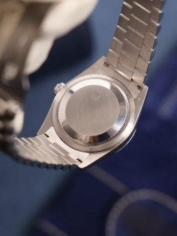 Rolex Day-Date 36 36 Ice Blue Dial Diamond Lugs Officially serviced 08/2026, image 6 Rolex Day-Date 36 36 Ice Blue Dial Diamond Lugs Officially serviced 08/2026, image 6
