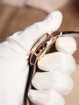 Ulysse Nardin Hourstriker EXCEPTIONAL HOURSTRIKER, image 4 Ulysse Nardin Hourstriker EXCEPTIONAL HOURSTRIKER, image 4