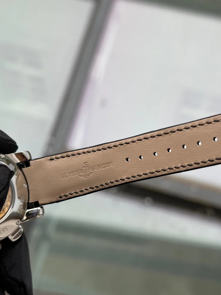 Ulysse Nardin Hourstriker Lapis Dial Platinum, image 6 Ulysse Nardin Hourstriker Lapis Dial Platinum, image 6