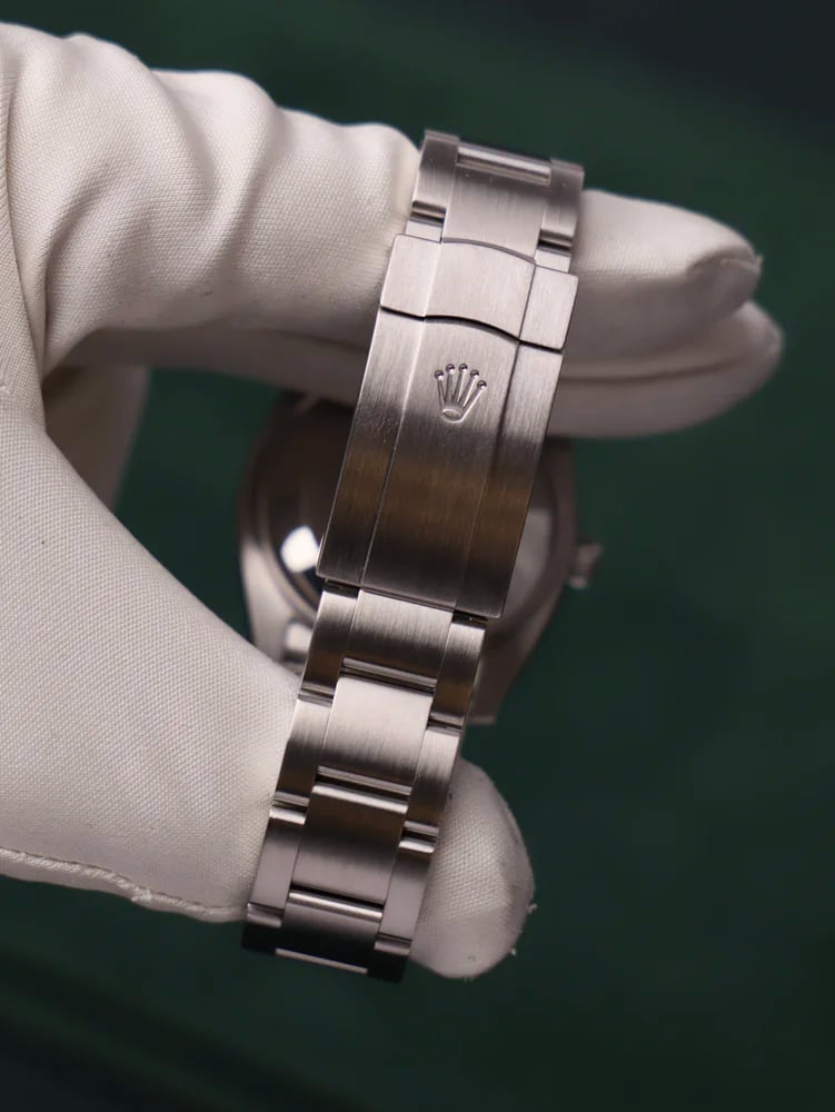 Rolex Air King Olive Dial 2020 Box And Papers, image 6 Rolex Air King Olive Dial 2020 Box And Papers, image 6