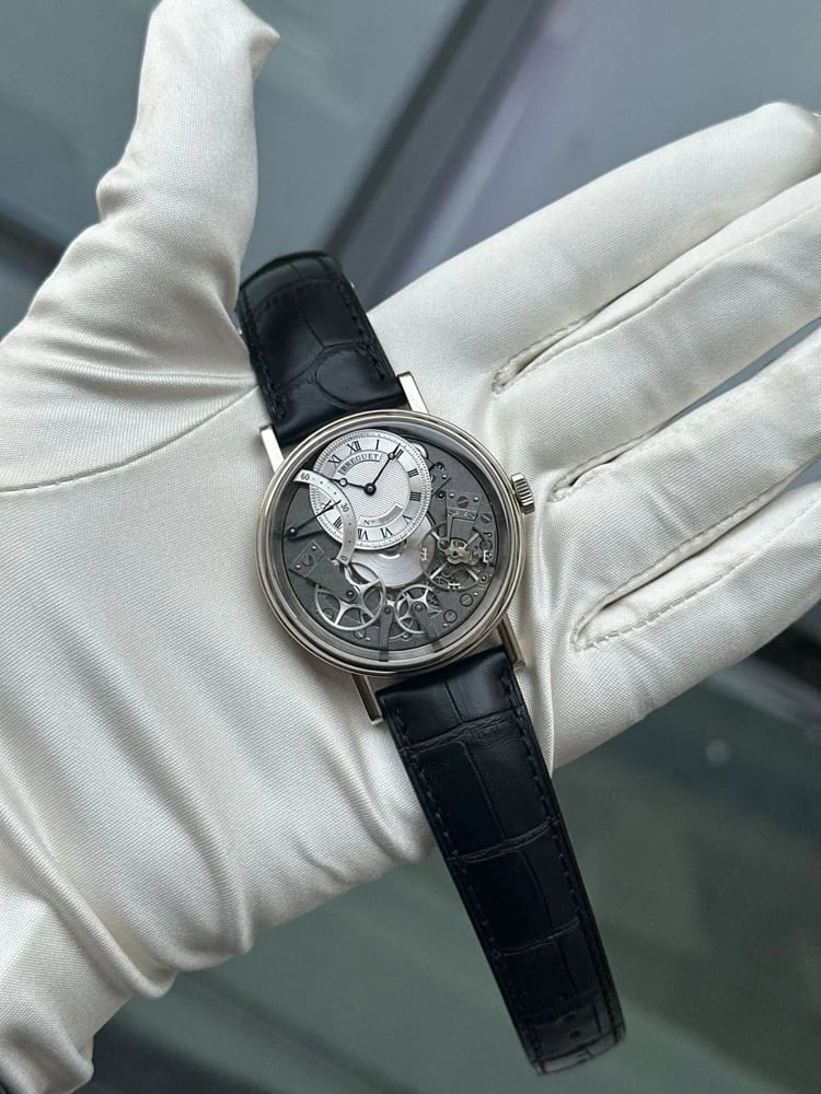 Breguet Tradition 40mm 18k White Gold Seconde Retrograde box and papers 2017, image 1 Breguet Tradition 40mm 18k White Gold Seconde Retrograde box and papers 2017, image 1
