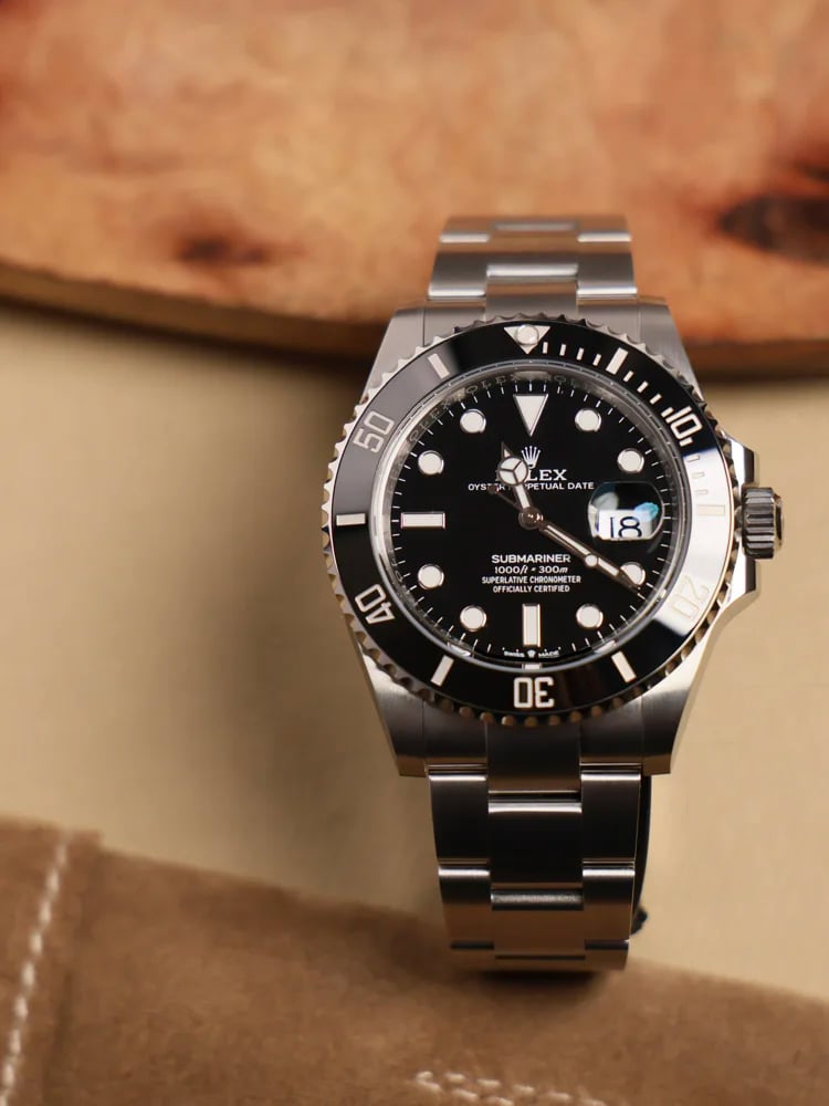 Rolex Submariner Date Black dial Ceramic bezel Box and Papers 2025, image 6 Rolex Submariner Date Black dial Ceramic bezel Box and Papers 2025, image 6