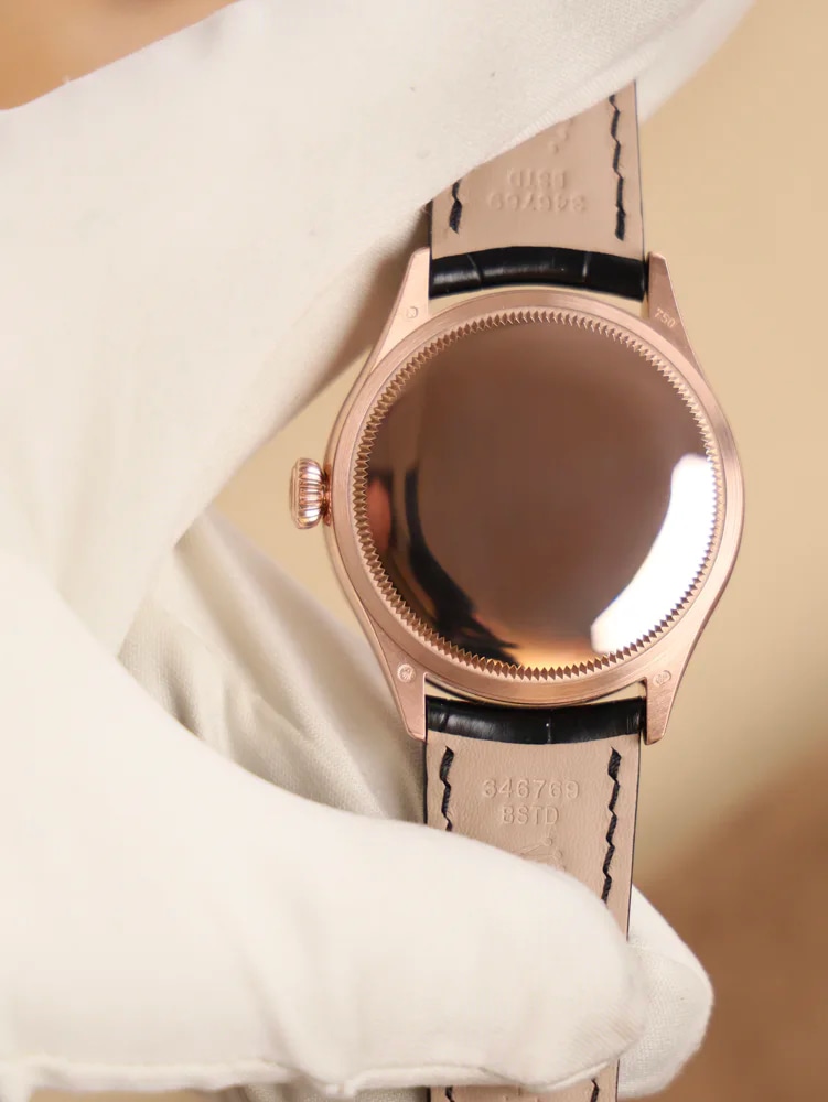 Choco Dial Box & Papers 2019, image 9 Choco Dial Box & Papers 2019, image 9