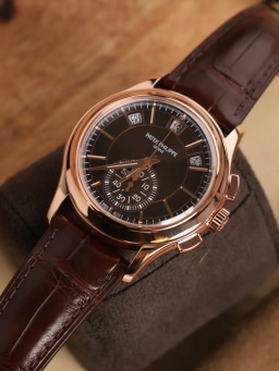 Patek Philippe Annual Calendar Chronograph 5905R-001, image 3 Patek Philippe Annual Calendar Chronograph 5905R-001, image 3