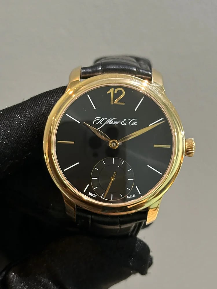 H.Moser & Cie. Endeavour Small Seconds, image 1 H.Moser & Cie. Endeavour Small Seconds, image 1