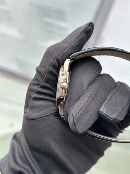 Patek Philippe Nautilus White Gold Box & Papers, image 2 Patek Philippe Nautilus White Gold Box & Papers, image 2