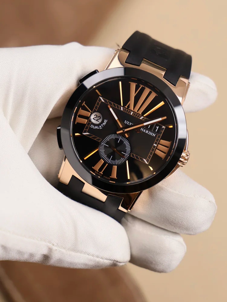 Black Dial, image 1 Black Dial, image 1