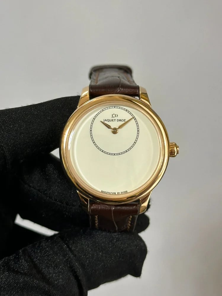 Jaquet-Droz Petite Heure Minute, image 1 Jaquet-Droz Petite Heure Minute, image 1