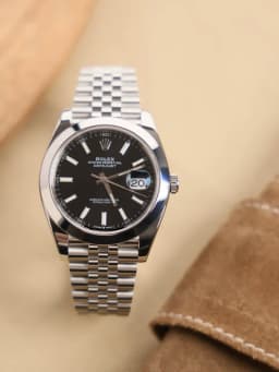 Rolex Datejust 41 Smooth Bezel Jubilee Bracelet Black Index Dial, image 2 Rolex Datejust 41 Smooth Bezel Jubilee Bracelet Black Index Dial, image 2