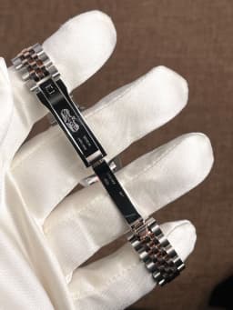 Rolex Lady-Datejust Green dial with Diamonds Jubilee bracelet Box & Papers 2026, image 6 Rolex Lady-Datejust Green dial with Diamonds Jubilee bracelet Box & Papers 2026, image 6