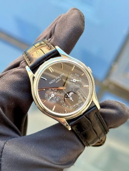 Patek Philippe Perpetual Calendar Grey Dial, image 1 Patek Philippe Perpetual Calendar Grey Dial, image 1