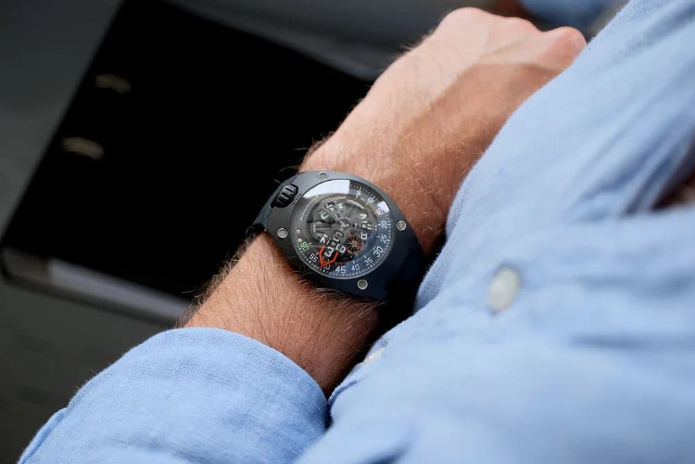 Urwerk scores again - Scorpion with a Satellite Display | Chrono 10:10 Urwerk scores again - Scorpion with a Satellite Display | Chrono 10:10