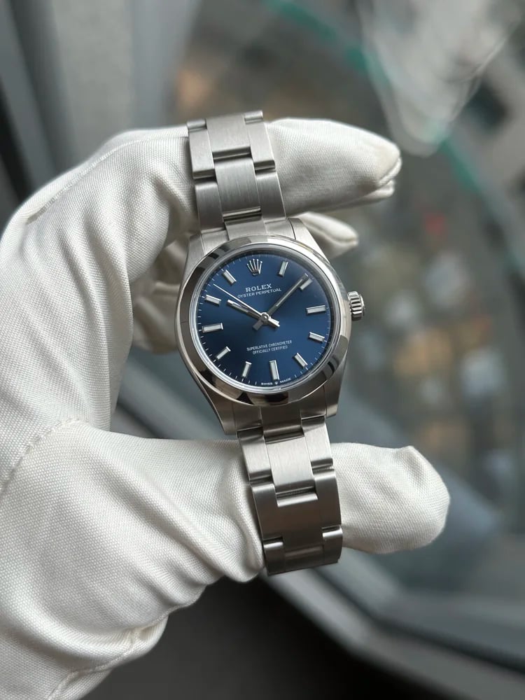 Rolex Oyster Perpetual 31 Blue Dial, image 1 Rolex Oyster Perpetual 31 Blue Dial, image 1