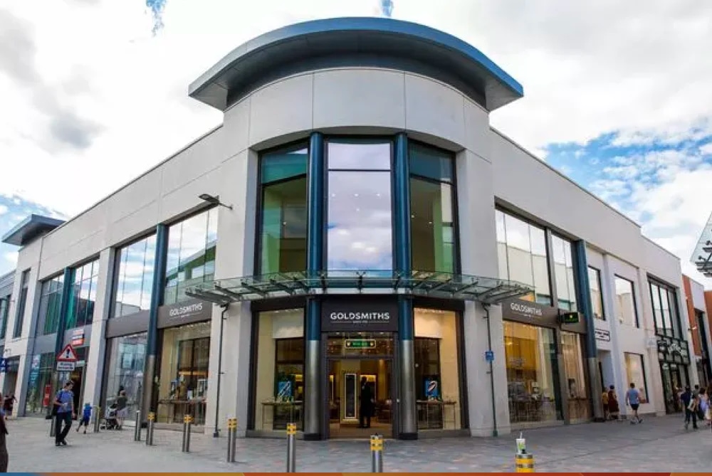 UK Teen Found Guilty After Stealing Nearly £200K in Luxury Watches | Chrono 10:10 UK Teen Found Guilty After Stealing Nearly £200K in Luxury Watches | Chrono 10:10