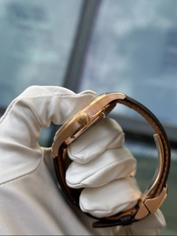 IWC Portuguese Tourbillon box and papers 2015, image 3 IWC Portuguese Tourbillon box and papers 2015, image 3