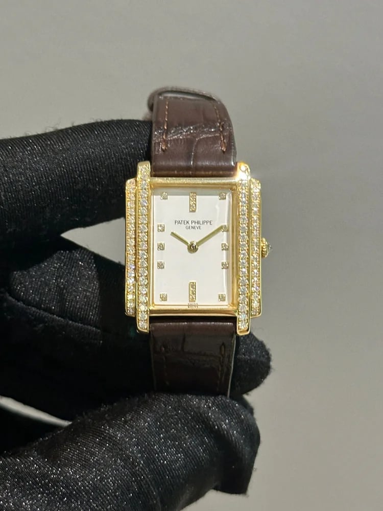 Patek Philippe Gondolo 4825J, image 1 Patek Philippe Gondolo 4825J, image 1